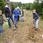 Baumpflanzaktion der E-Jugend